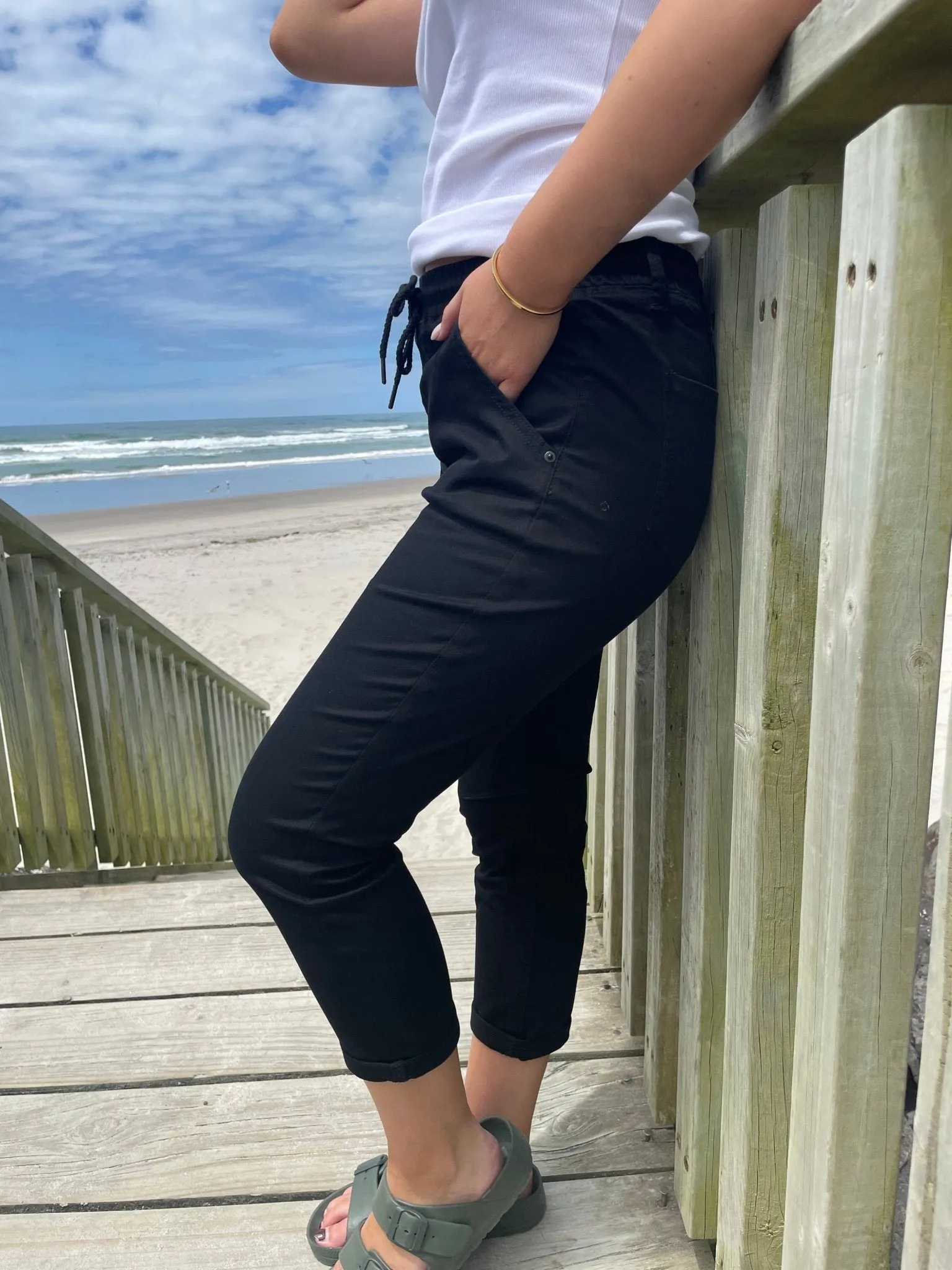 7/8 CROP PANT WITH DRAWSTRING