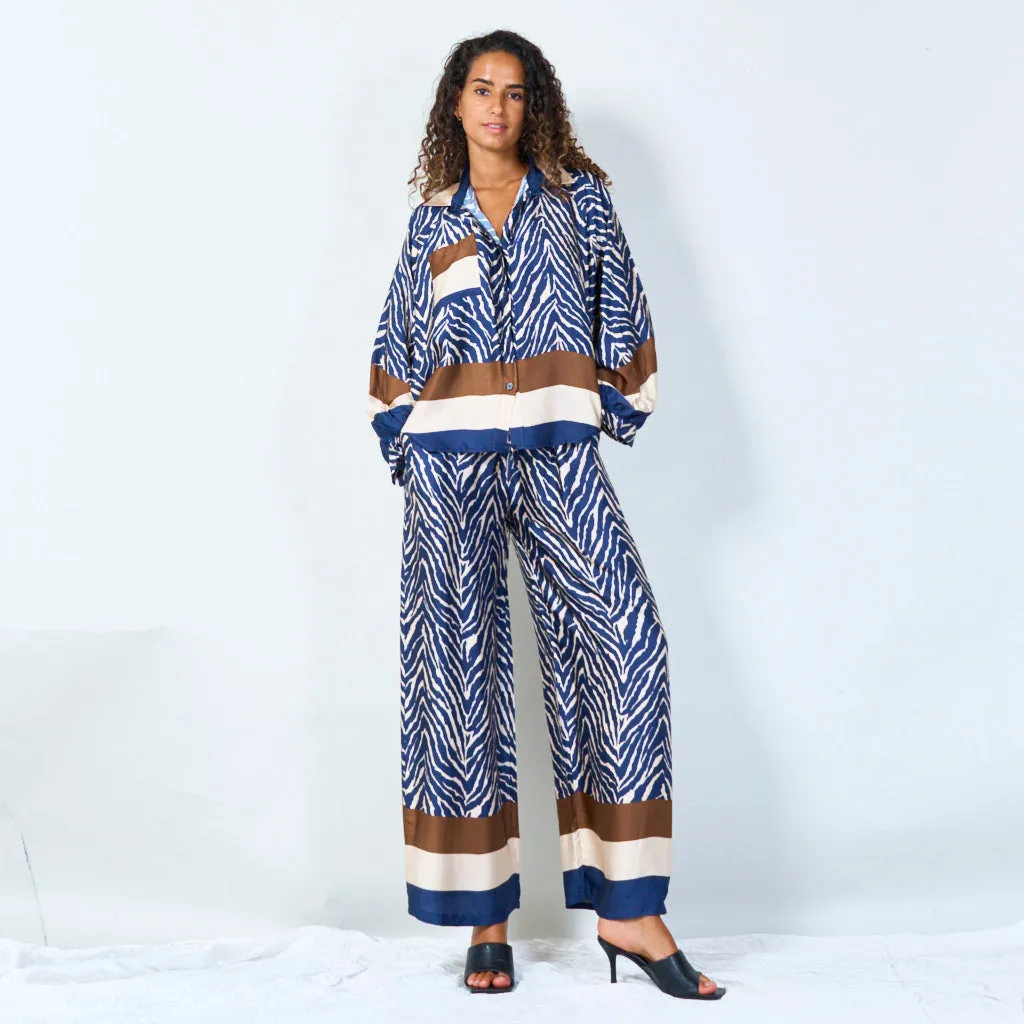 Stylish wide-leg pants with drawstring waist wholesale