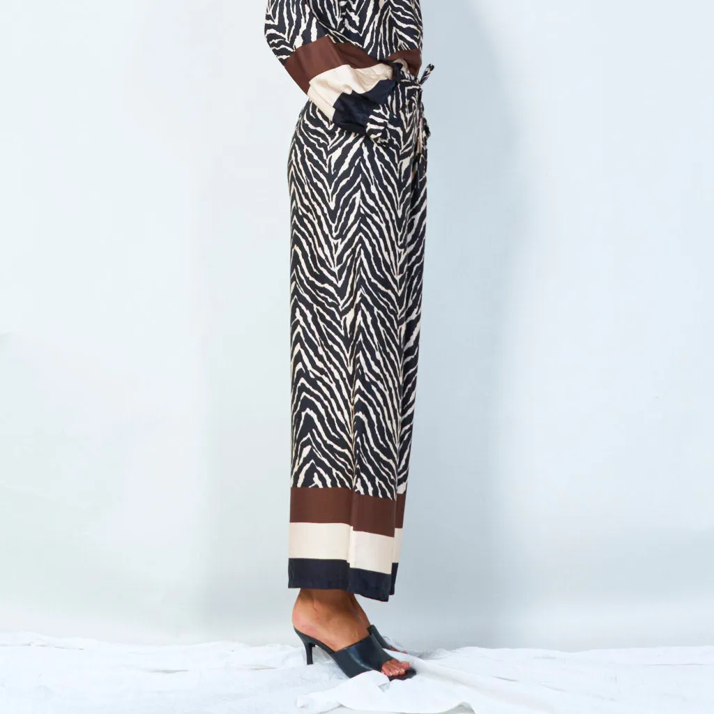 Stylish wide-leg pants with drawstring waist wholesale
