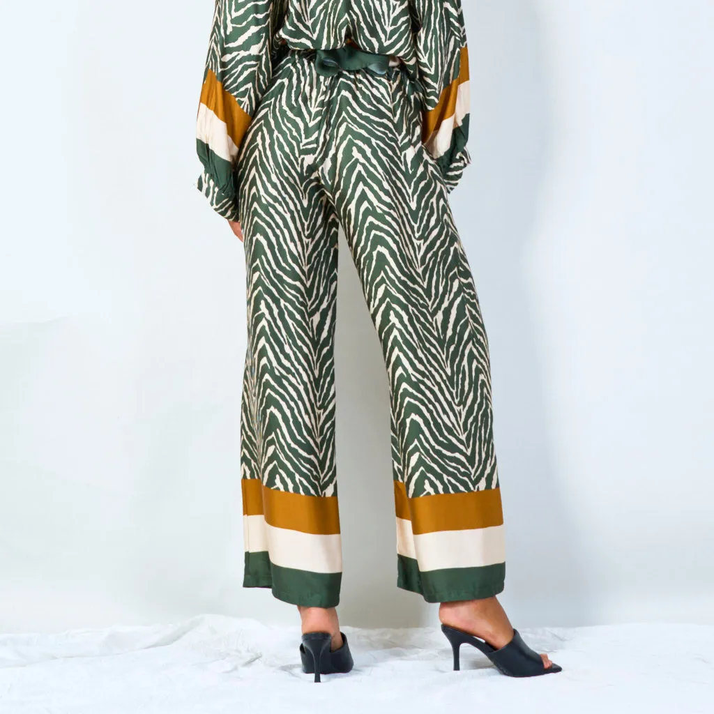 Stylish wide-leg pants with drawstring waist wholesale