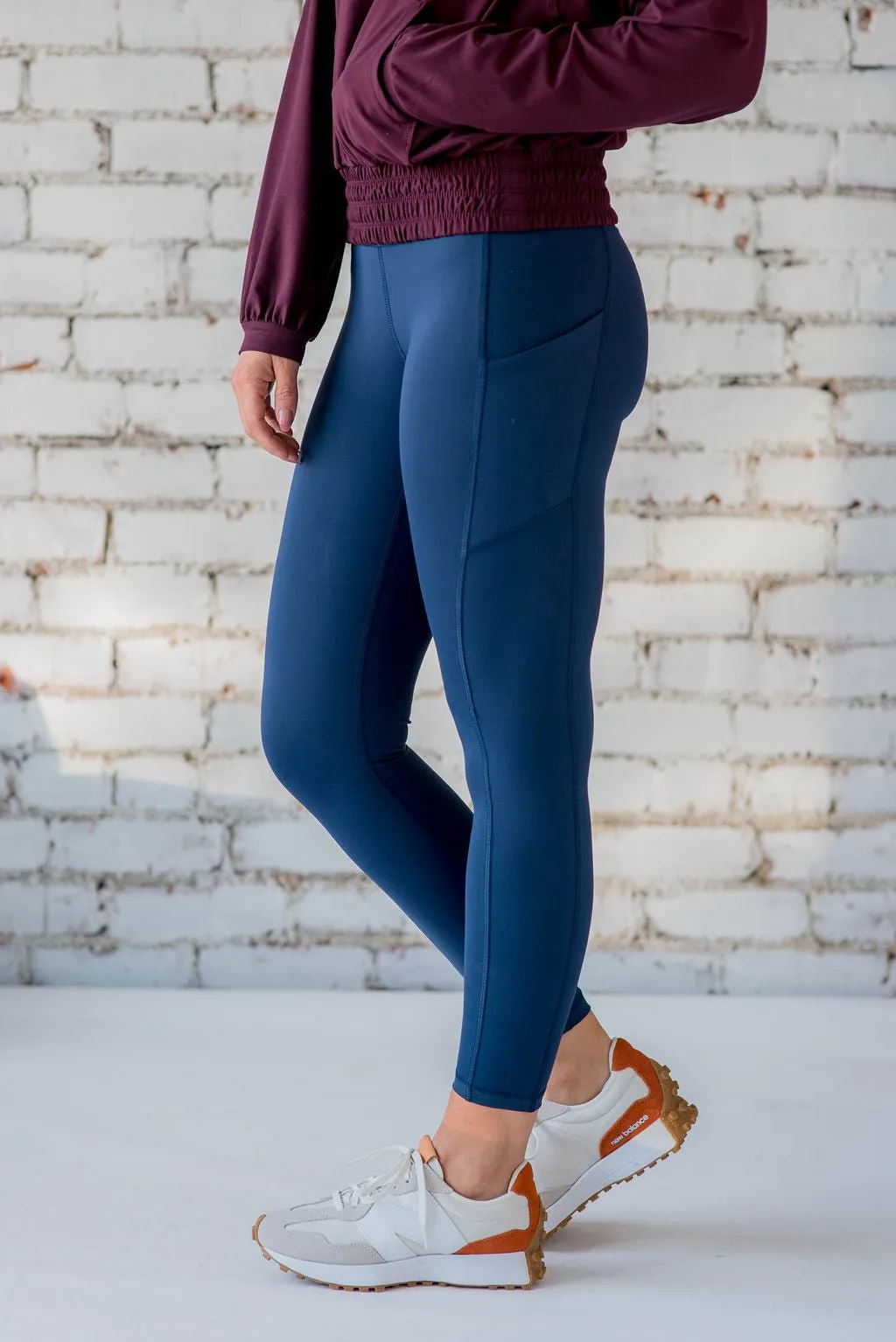 Thick Stitched Side Pocket Leggings