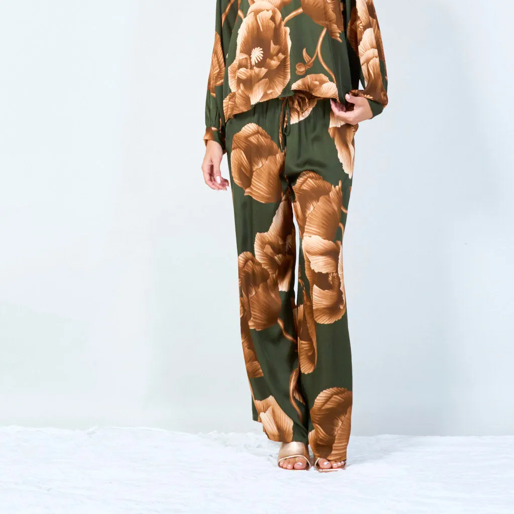 Wide-leg floral pants with elastic waist wholesale