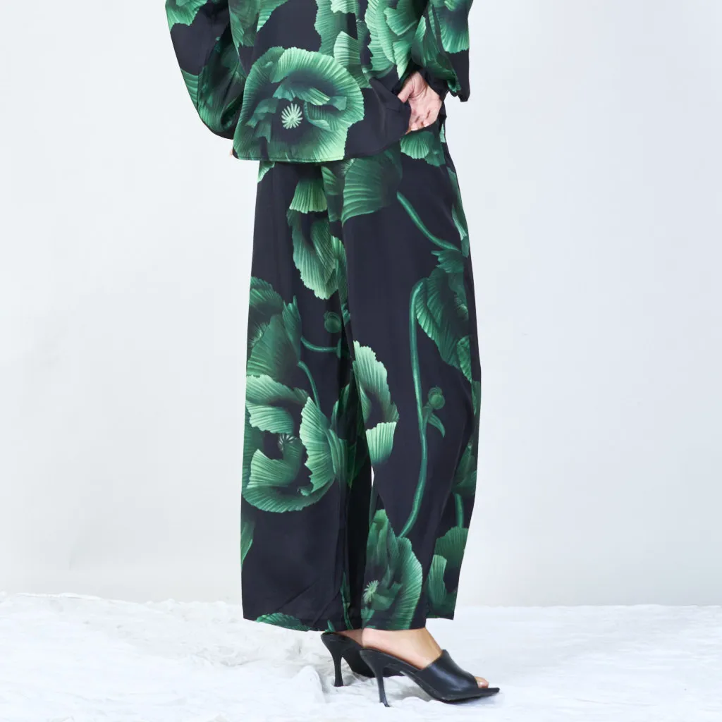 Wide-leg floral pants with elastic waist wholesale